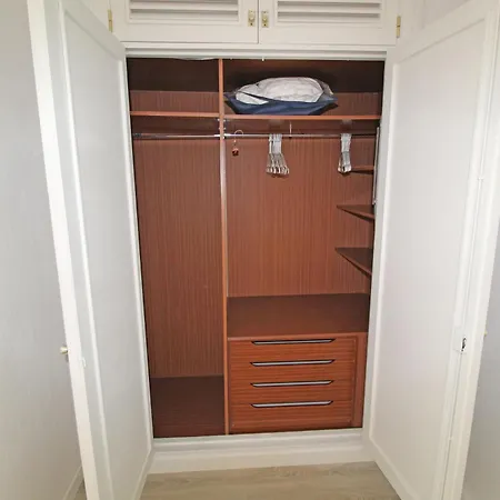Castle Views. Terrace. Design Style. Ac. Wifi. Refurbished. Supercentric. Apartament
