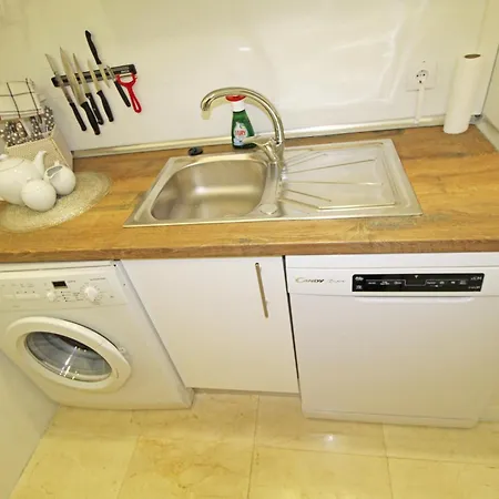 Castle Views. Terrace. Design Style. Ac. Wifi. Refurbished. Supercentric. Apartment Alicante