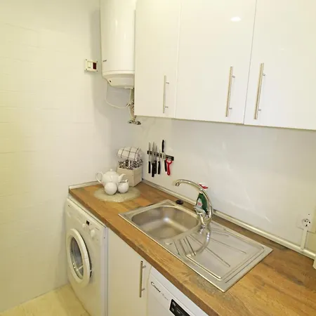 Castle Views. Terrace. Design Style. Ac. Wifi. Refurbished. Supercentric. Alicante