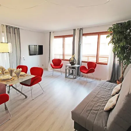 Castle Views. Terrace. Design Style. Ac. Wifi. Refurbished. Supercentric. Alicante